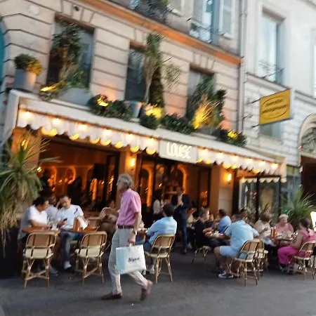 Hotel Stuning Place ,gare Montparnasse ,center ,front Of Metro Paris